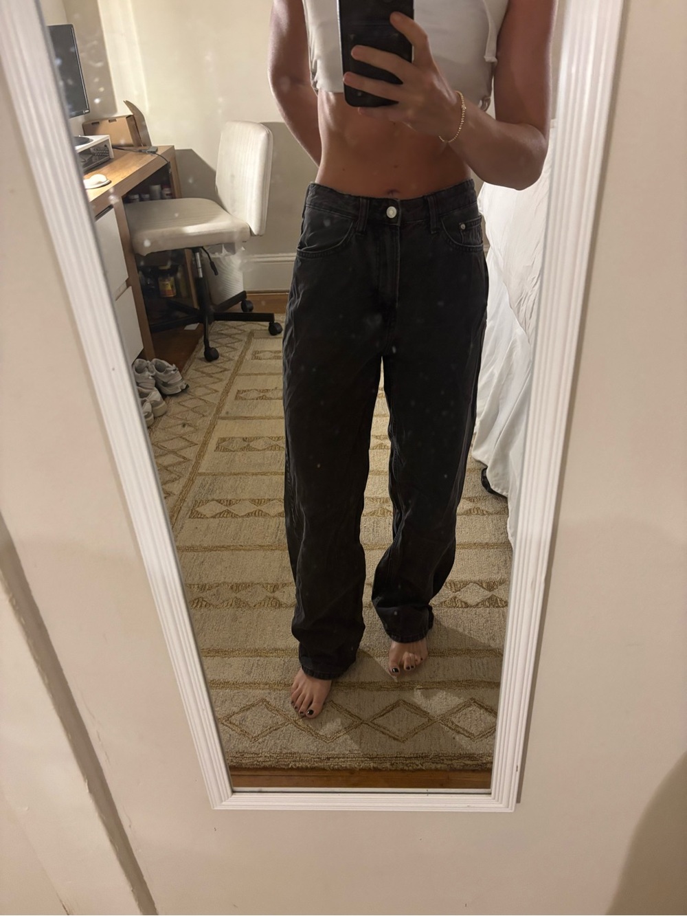H&M Black Flared Wide-Leg Jeans — Classic Five-Pocket Style